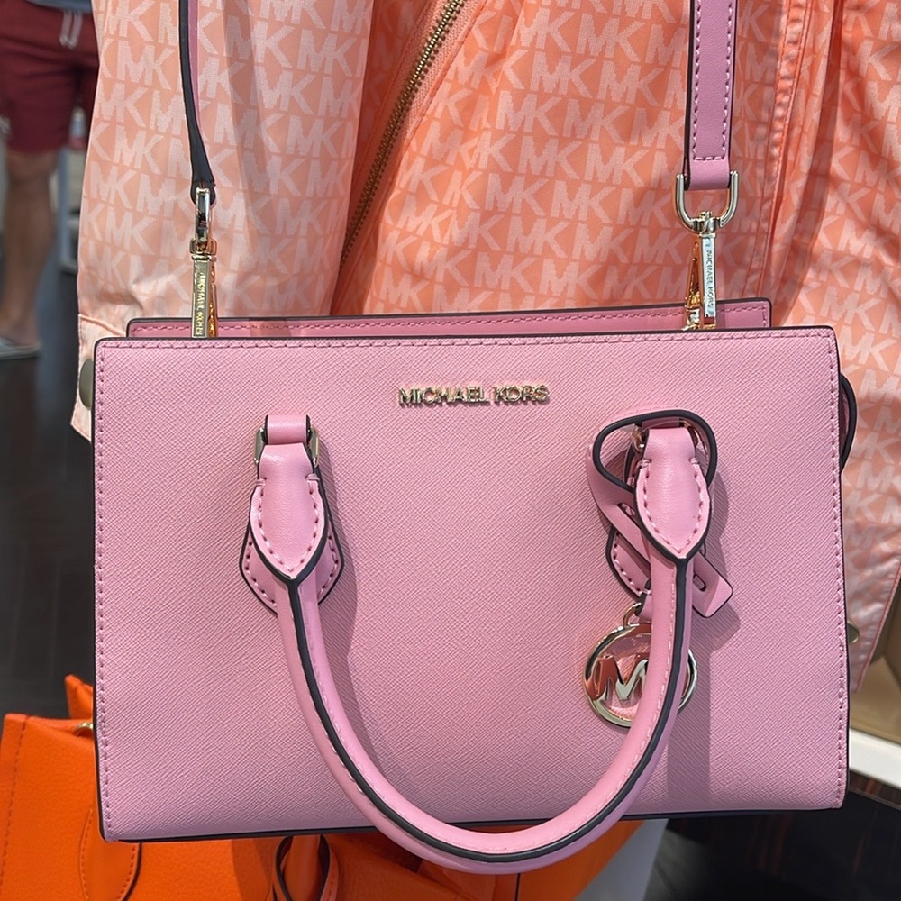 MICHAEL KORS
Sheila Small Faux Saffiano Leather Satchel Crossbody 
Carnation
NWT - Picture 2 of 16